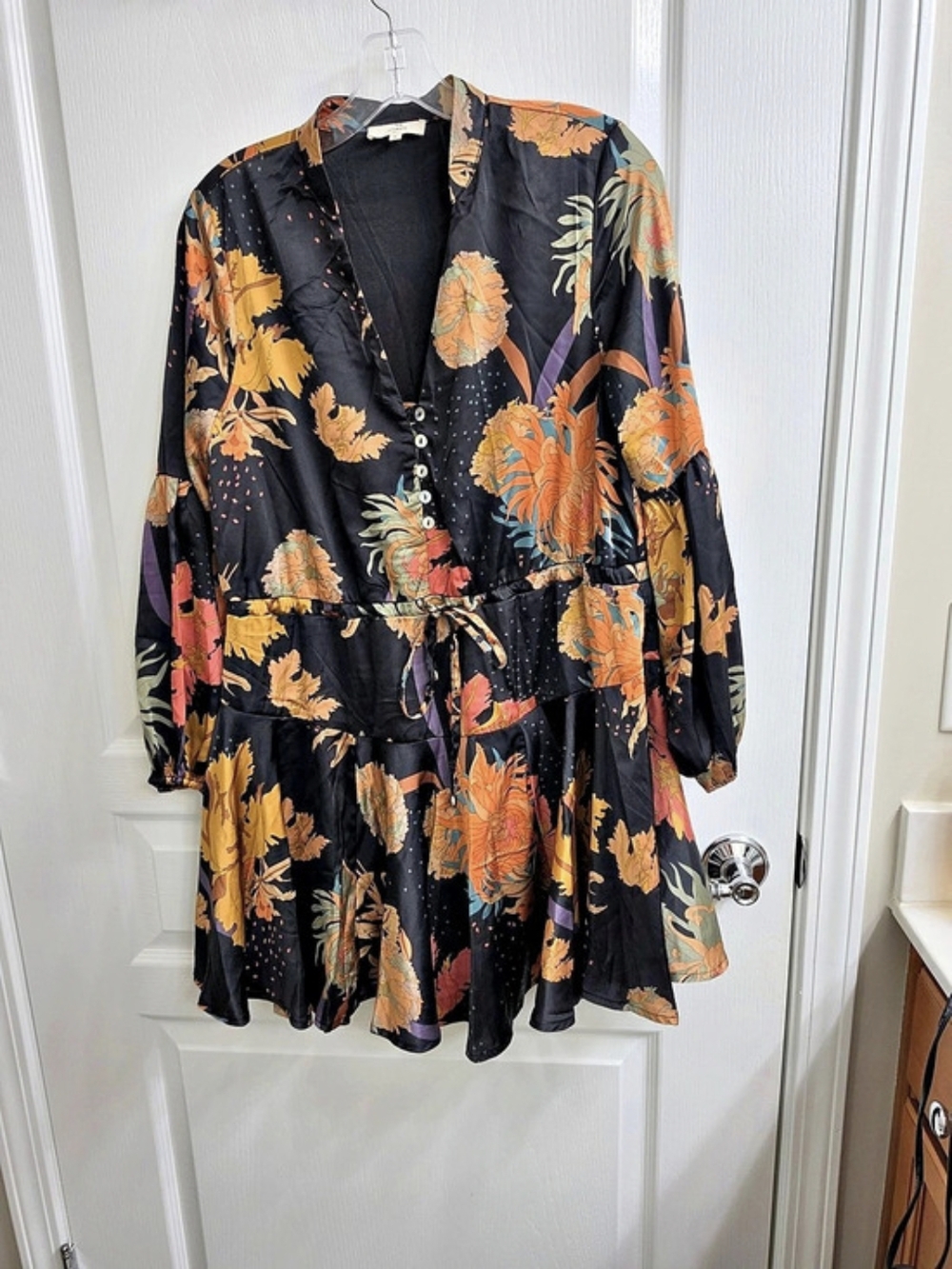 entro Floral Mini Dress Black & Orange Size Small Like New